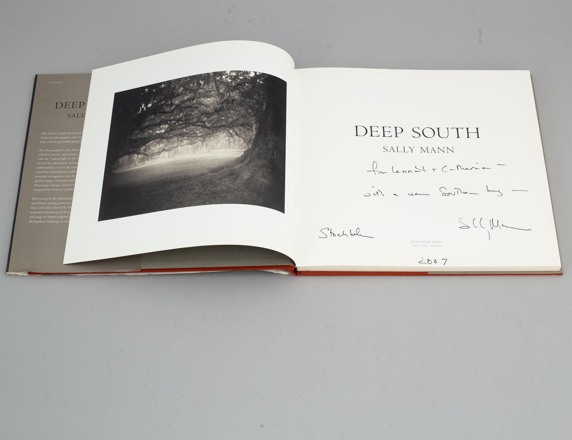 PHOTOBOOK,. Deep South, Sally Mann, signed/dedicated. - Bukowskis