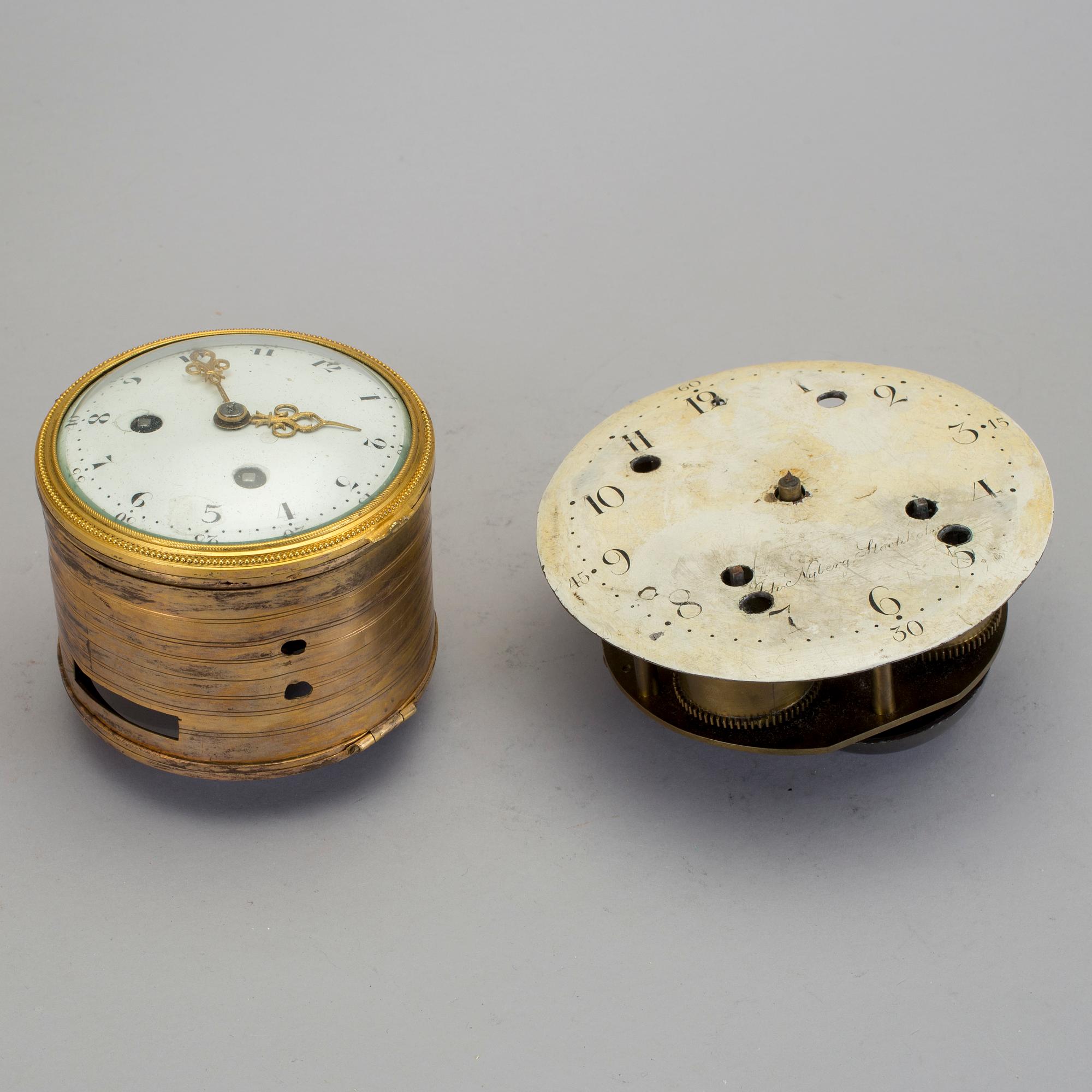 URVERK, 2 st, varav ett signerat Johan Nyberg, Stockholm (verksam 1787-1801).