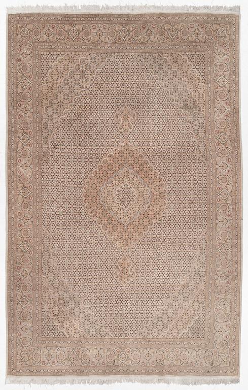 Matta, orientalisk, ca 315 x 203 cm.