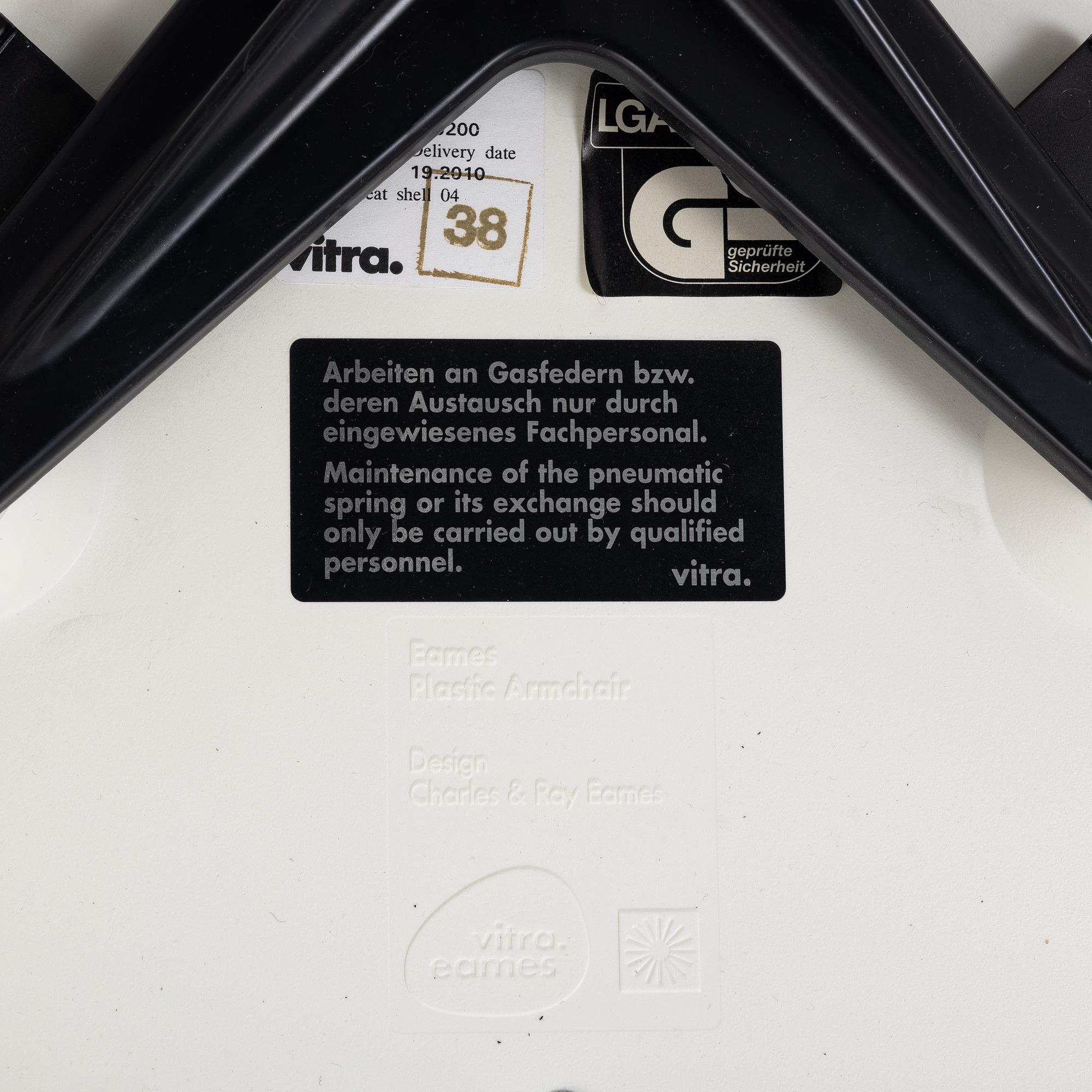Charles & Ray Eames, a 'Plastic Chair PACC' desk chair, Vitra, 2010.