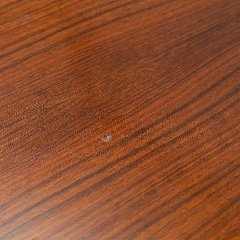 Josef Frank, serveringsvagn, modell 756, Firma Svenskt Tenn, 1900-talets.