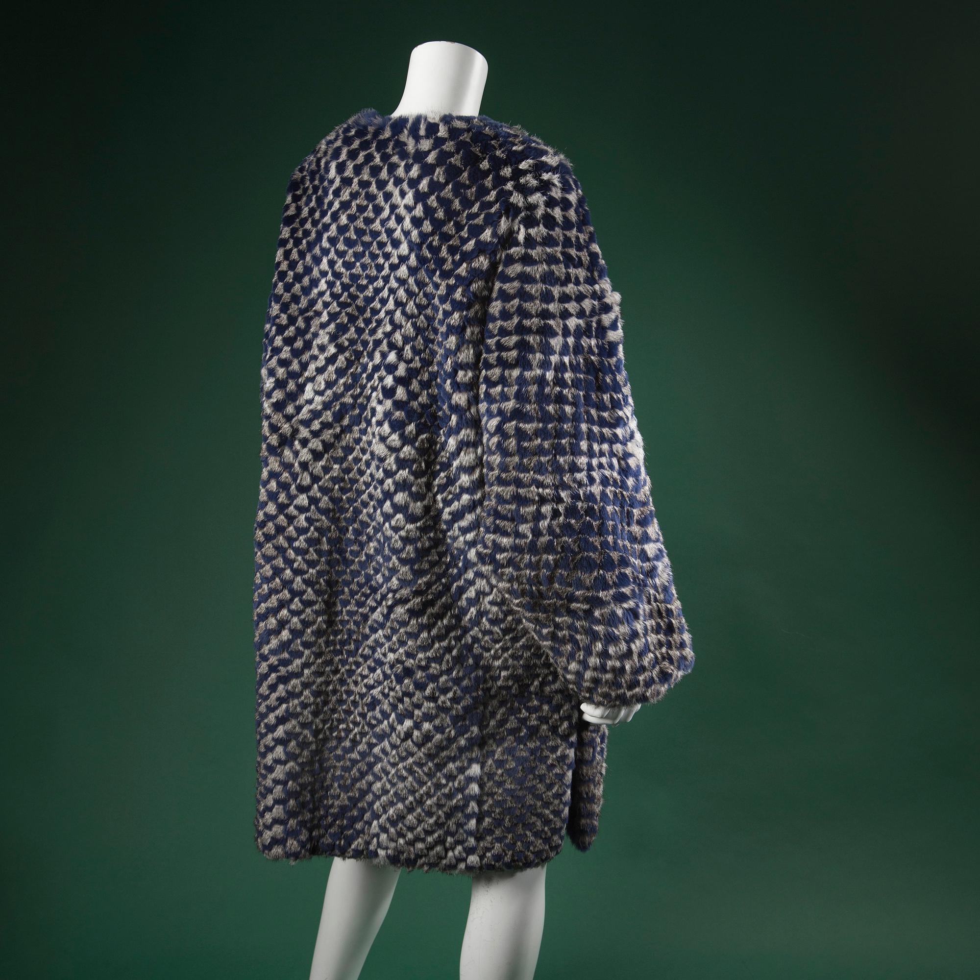 PÄLSKAPPA, GIORGIO ARMANI, italiensk storlek 42.