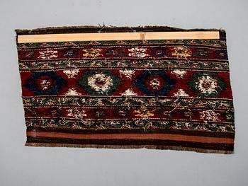 MATTA / TEXTIL, Soumak Nordvästra Iran, 1800-talets slut. Ca 120x70 cm.