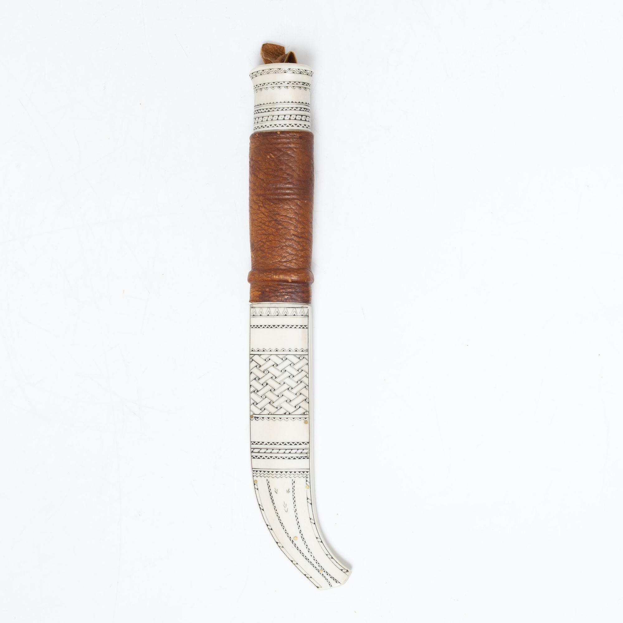 Half-horn knife, signed.