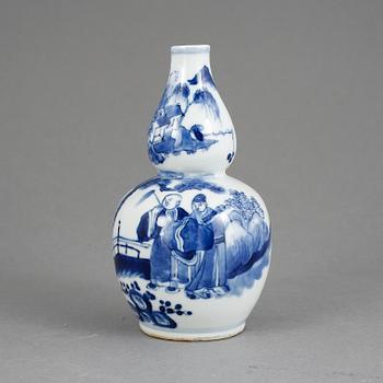 VAS, porslin. Kina, Kangxi's märke, 1800-tal.