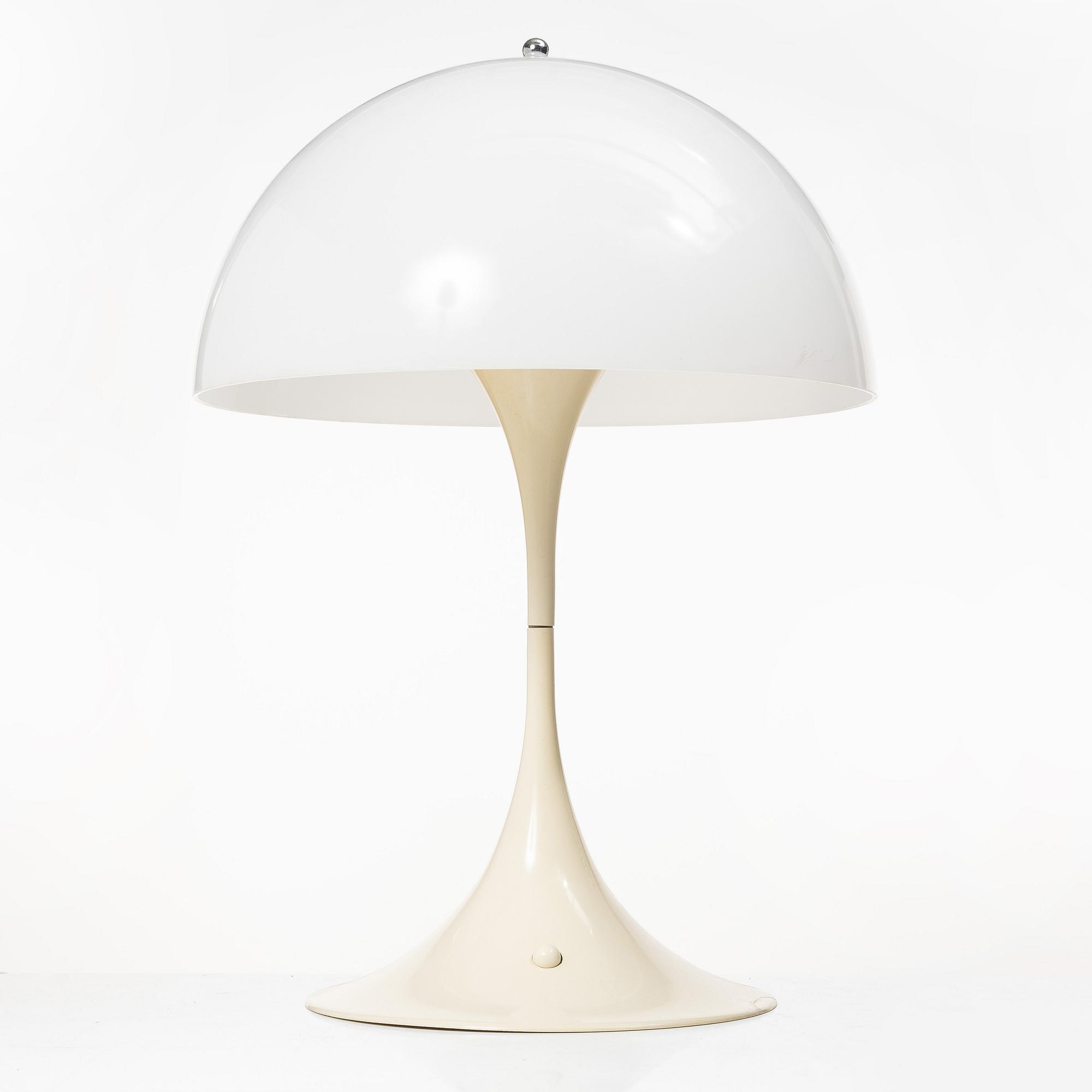 Verner Panton, bordslampa, "Panthella", Louis Poulsen, Danmark.