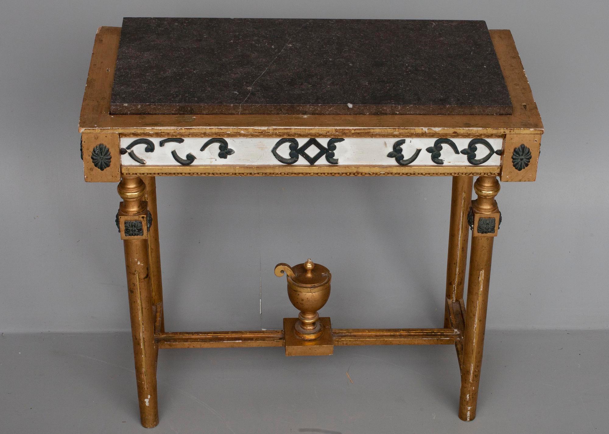 SPEGEL, KONSOLBORD, med PORFYRSKIVA,  sengustaviansk stil, 1900-talets början.