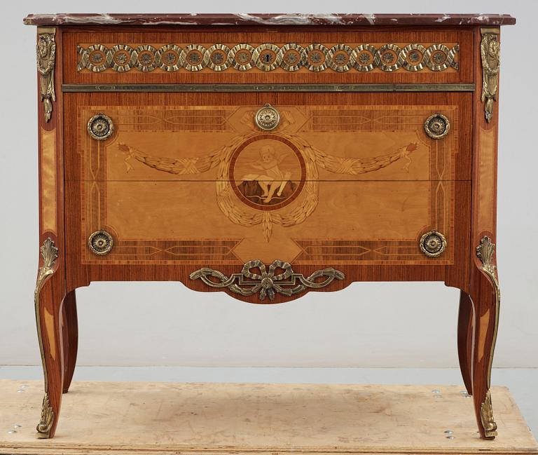 BYRÅ, gustaviansk stil, 1900-talets mitt.