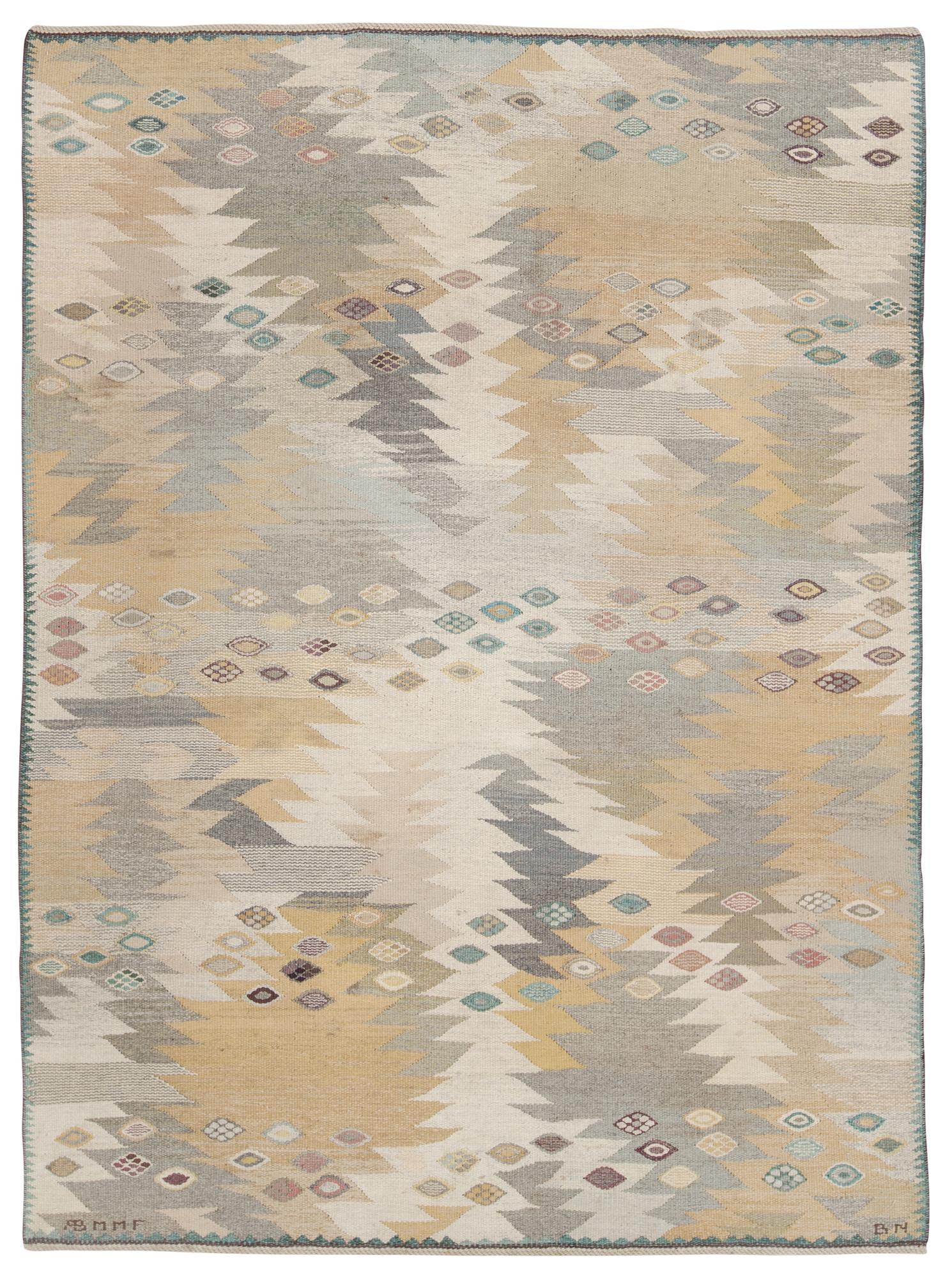 CARPET. "Tånga, ljus". 236 x 175,5 cm. Gobelängteknik (tapestry weave). Signed AB MMF BN.