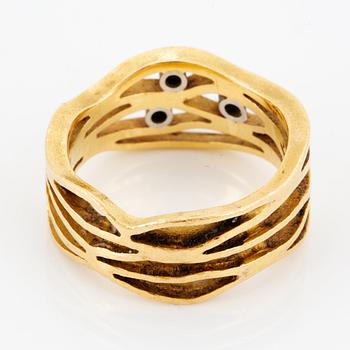 LAPPONIA, Ring "Diamond flow", 18K gold with brilliant-cut diamonds.