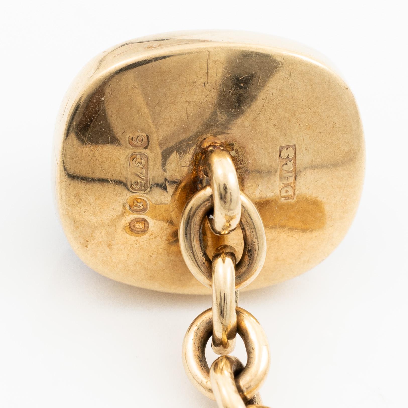 Cufflinks, 9K gold with cabochon-cut amethysts, case marked "R.W. Yeo Ltd, Jewellers, 6, Burlington Arcade, W.1.