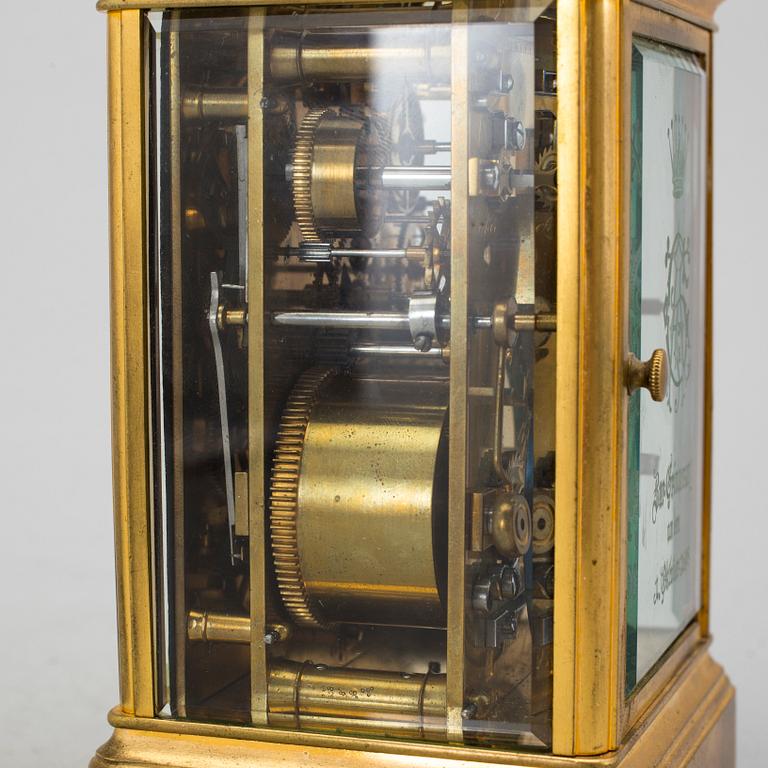 K. REINHOLDT & SOHN, Hofuhrmacher, Karlsruhe - Bordsur / Reseur, 90 x 140 x 80 mm.