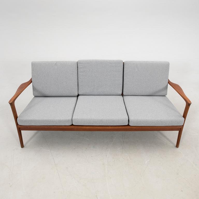 Carl-Erik Johansson, sofa and armchair, "Böja", Bejra furniture, mid-1960s.