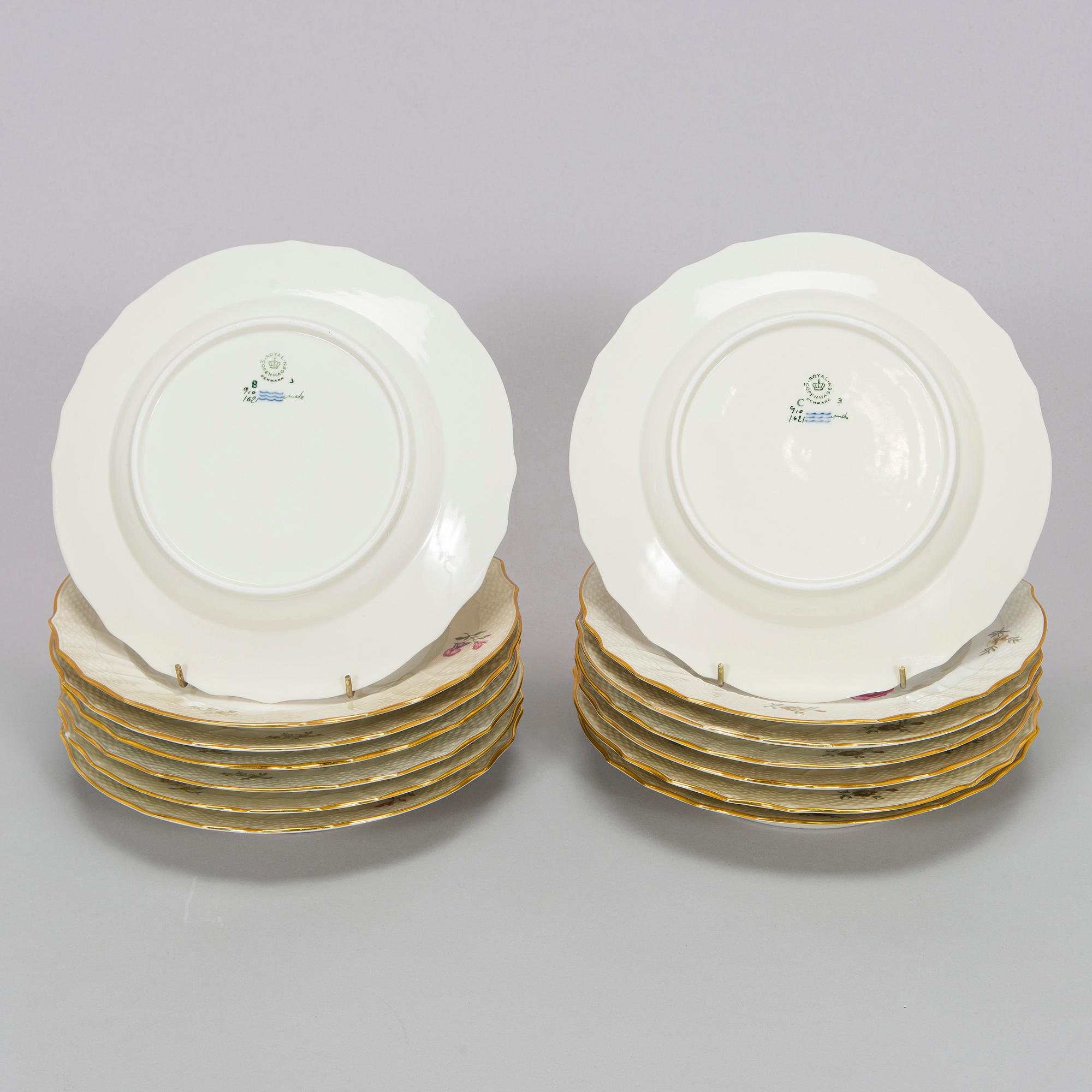 A 71-piece porcelain 'Frijsenborg' dinnerware set, Royal Copenhagen, Denmark.
