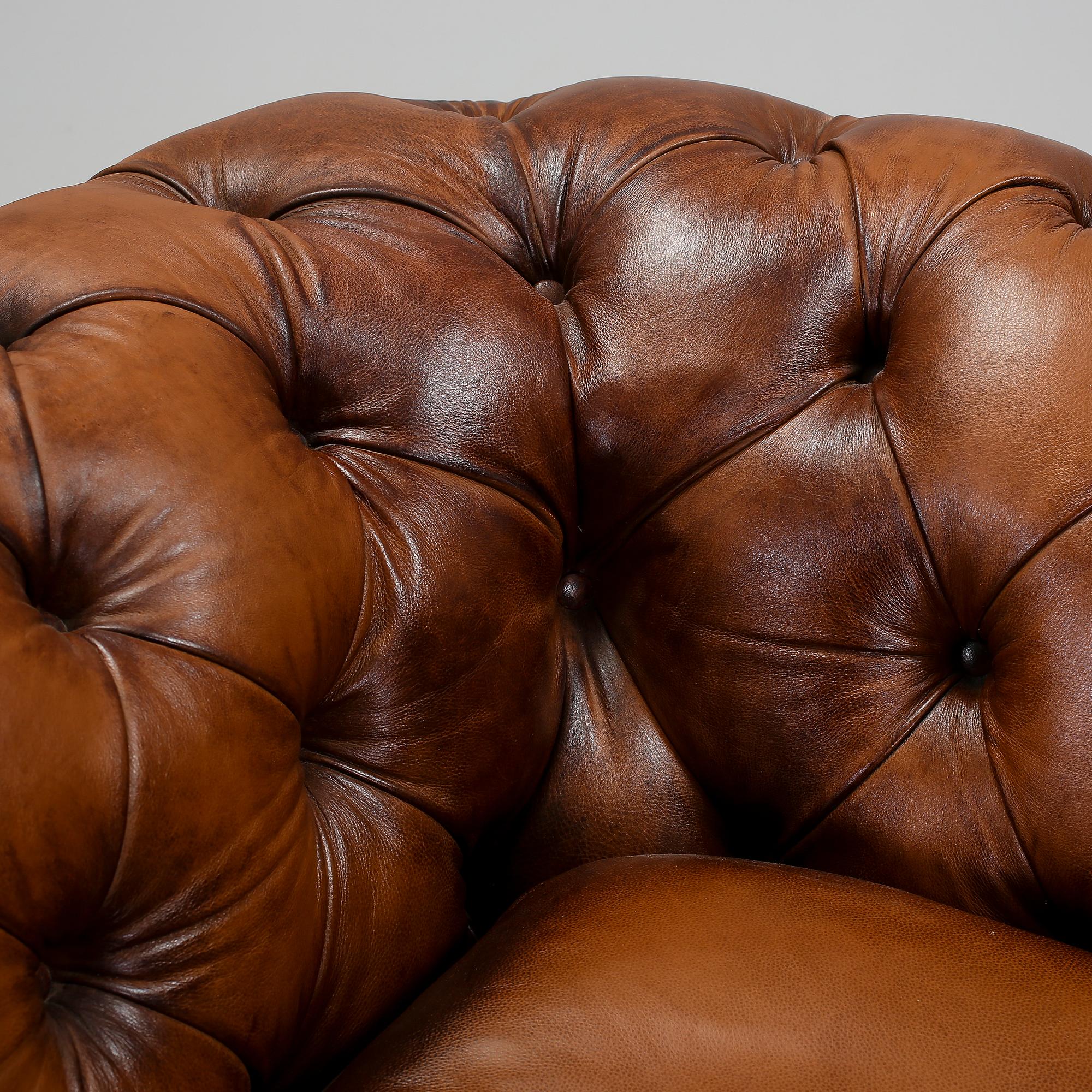 SOFFA, Chesterfieldmodell. Modern tillverkning.