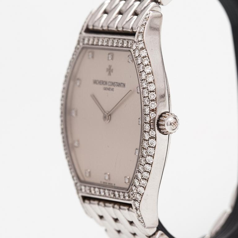 Vacheron Constantin, Tonneau, wristwatch, 32 x 32 mm.