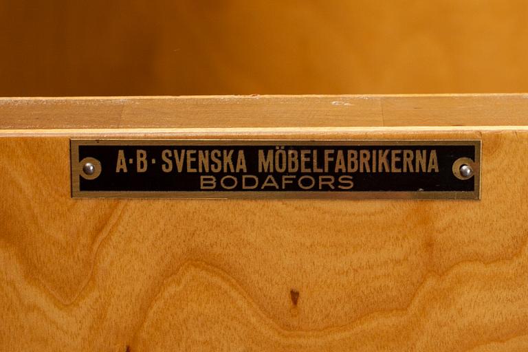 SKÅP, Axel Larsson, 1000-serien, Svenska Möbelfabriken, Bodafors,