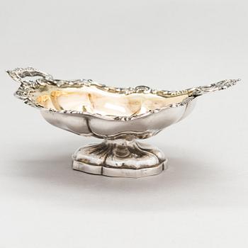 A parcel-gilt silver sweetmeat basket, Saint Petersburg, Russia 1847,assay master Dimitry Ilyich Tverskoy.