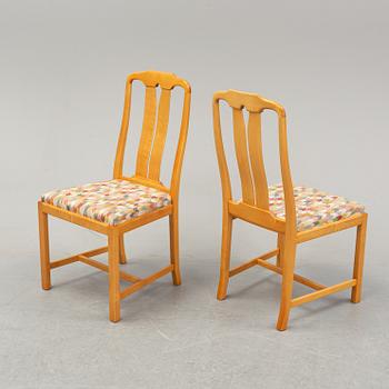 A Carl Malmsten 9-peice "Ambassaör" birch dining suite. Åfors Möbelfabrik.