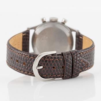 Universal Genève, Uni-Compax, kronograf, armbandsur, 33 mm.