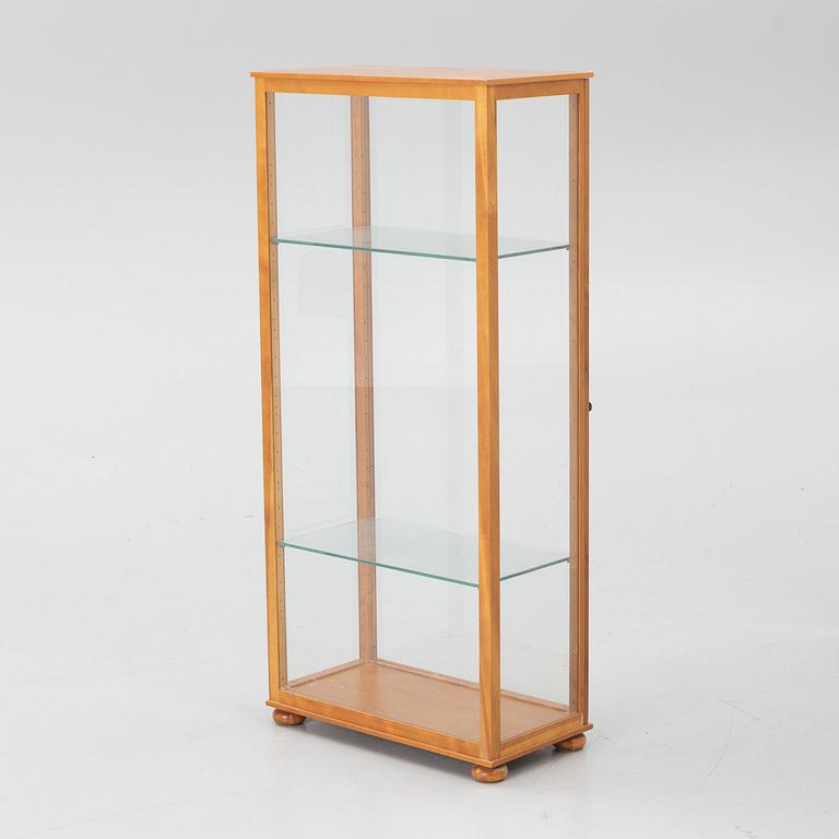 Josef Frank, Display cabinet, model 649, Firma Svenskt Tenn, 2016.