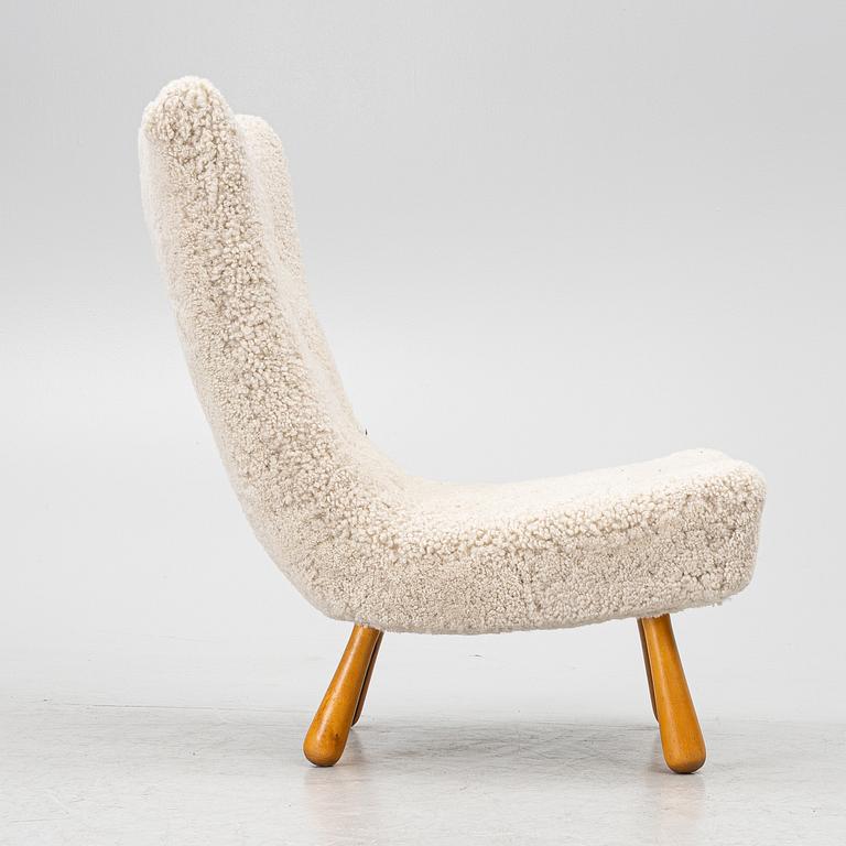A Swedish Modern lounge chair, mid20th century.