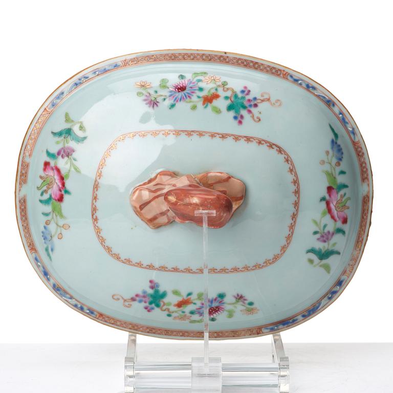 A famille rose 'double peacock' soup tureen, Qing dynasty, Qianlong (1736-95).