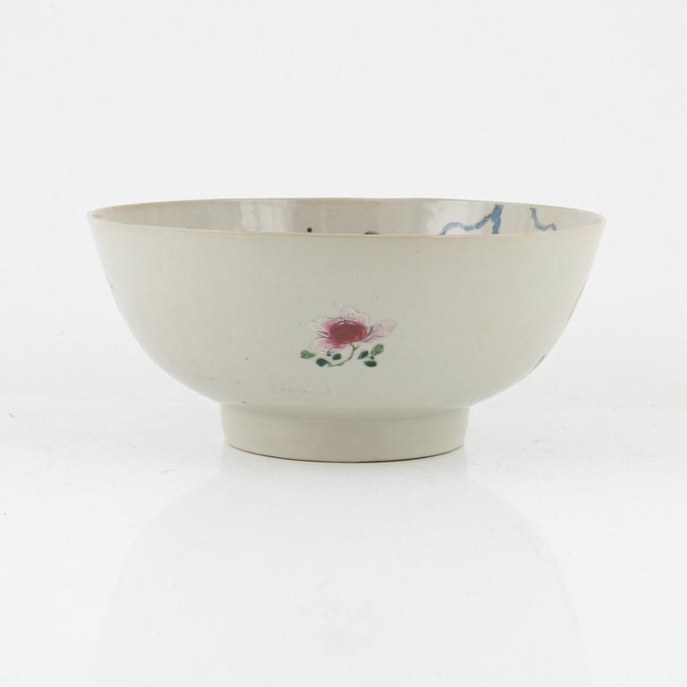A Chinese Famille Rose Bowl,  Qing Dynasty, Qianlong (1736-95).