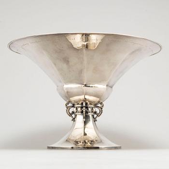 WA BOLIN, a large silver footed bowl, 1927.