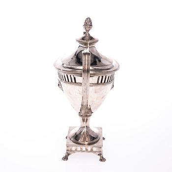 SOCKERSKÅL, silver, Gustaf Otto Sjöberg Falun 1817. Vikt ca  758 g.