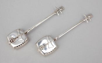 STRÖARE FÖR SALT OCH PEPPAR, sterlingsilver, Japan 1950-tal. Vikt 32 g.