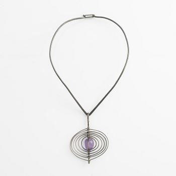 Necklace with pendant, silver with amethyst.