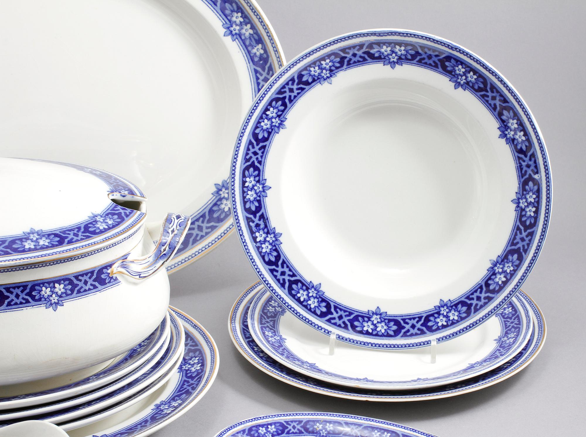 SERVISDELAR, 48 st, flintgods, "Lennox", Alfred Meakin, England, 1900-talets början.