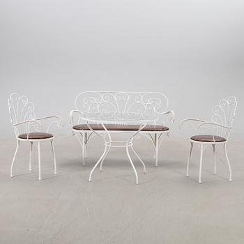 Garden group, 4 pieces, 20th century.