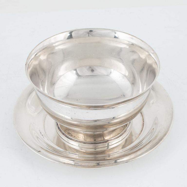 A Swedish early 20th century silver sauce bowl, mark of Guldsmedsaktiebolaget, Stockholm 1918.