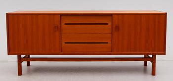 SIDEBOARD, "Arild", Nils Johnsson, Troeds, Bjärnum, 1900-talets andra hälft.