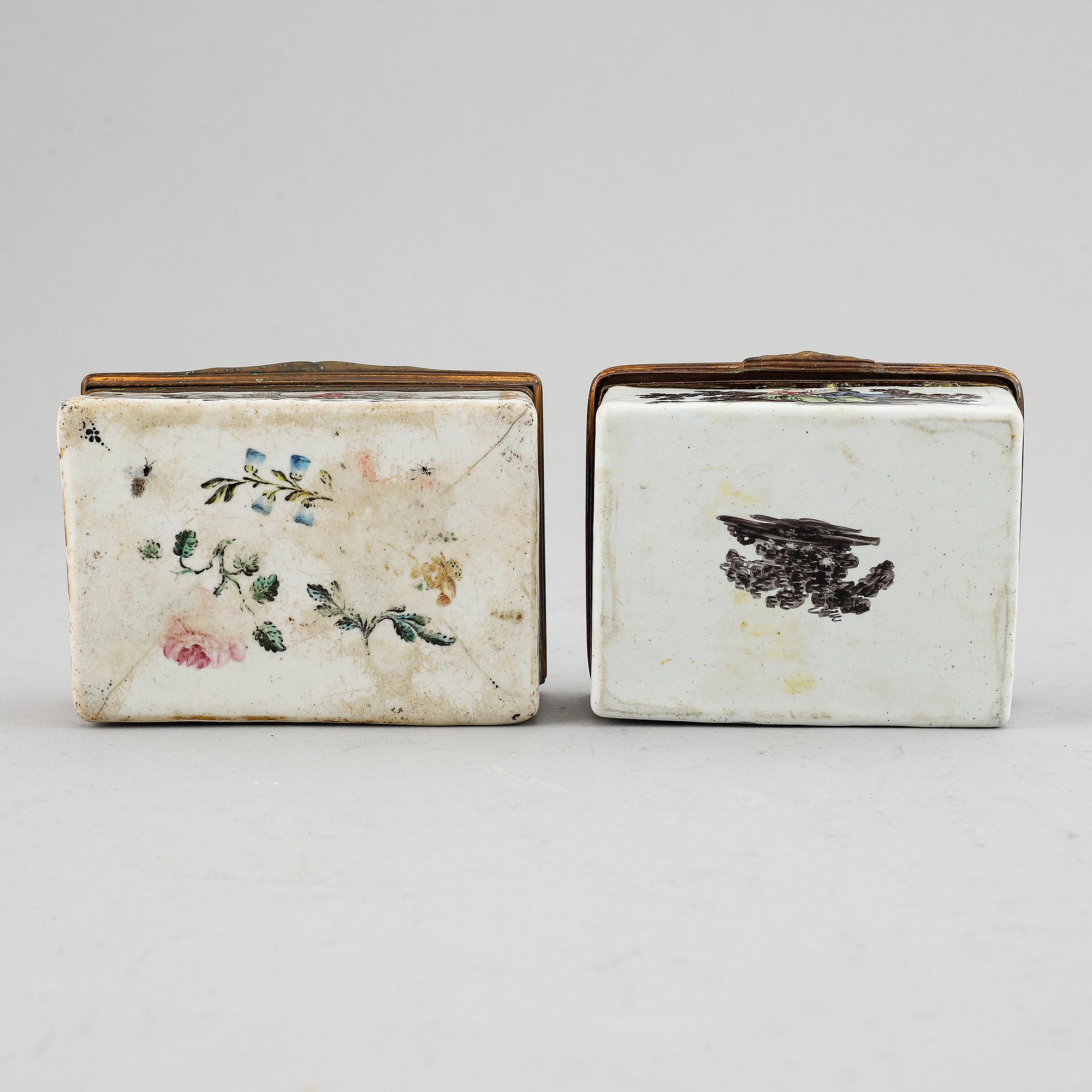 Dosor, 2 st, emalj, 1700/1800-tal.