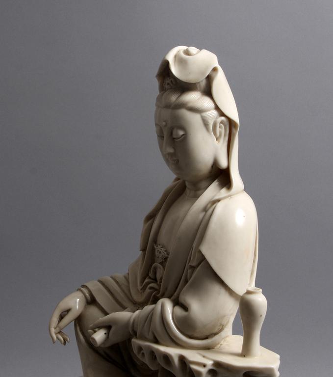 FIGURIN, blanc de chine, Kina tidigt 1900-tal, märkt.