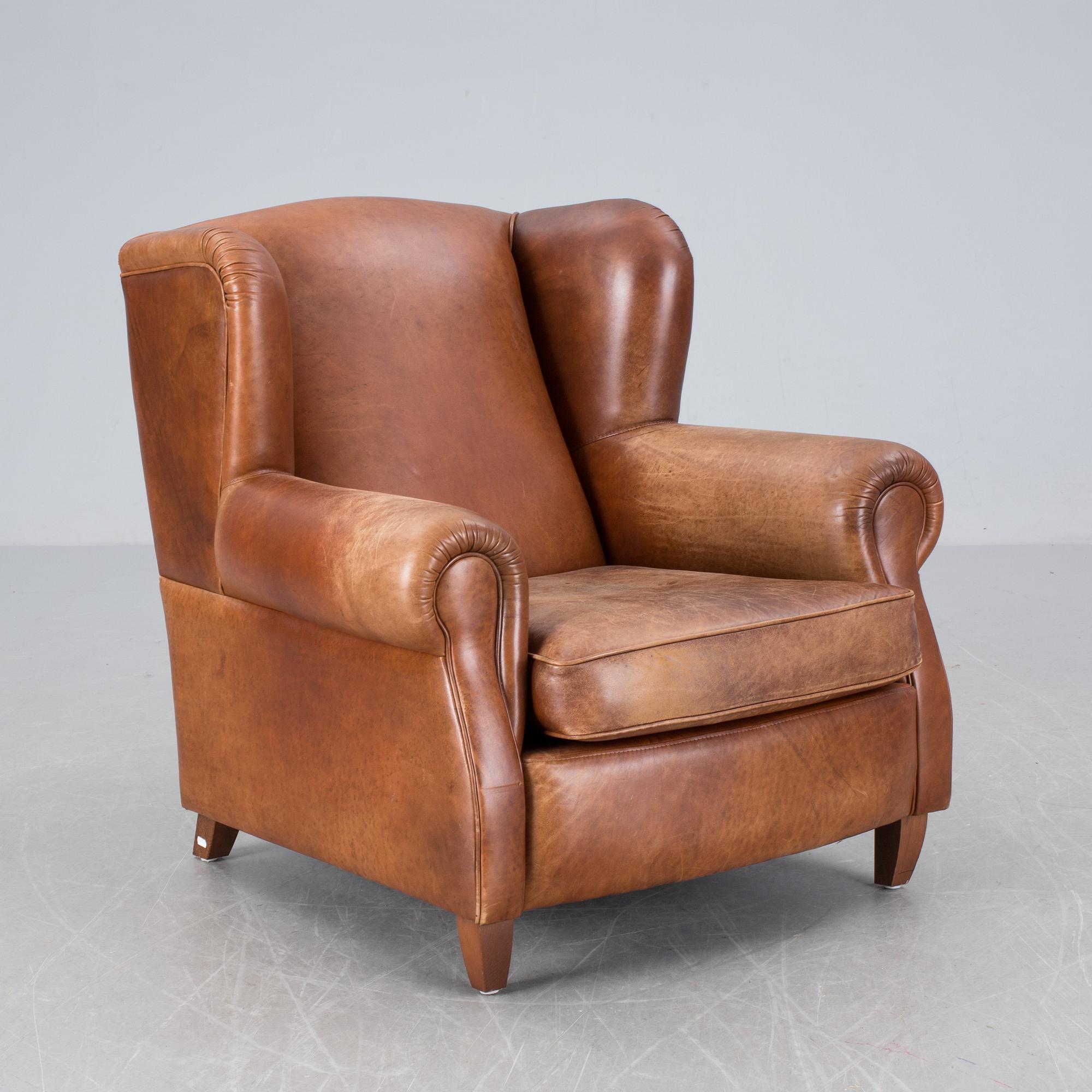 ÖRONLAPPSFÅTÖLJ, engelsk stil, 1900-talets slut.