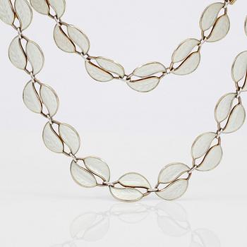 COLLIER, sterlingsilver och emalj, David-Andersen, Norge. Total vikt ca 26 g.