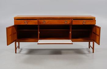 SIDEBOARD, 1900-talets tredje kvartal.