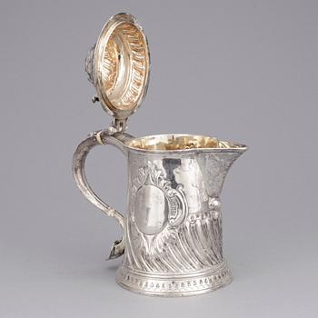 STOP, silver. Möjligen Thomas Phipps, London 1779. Vikt ca 760 g.