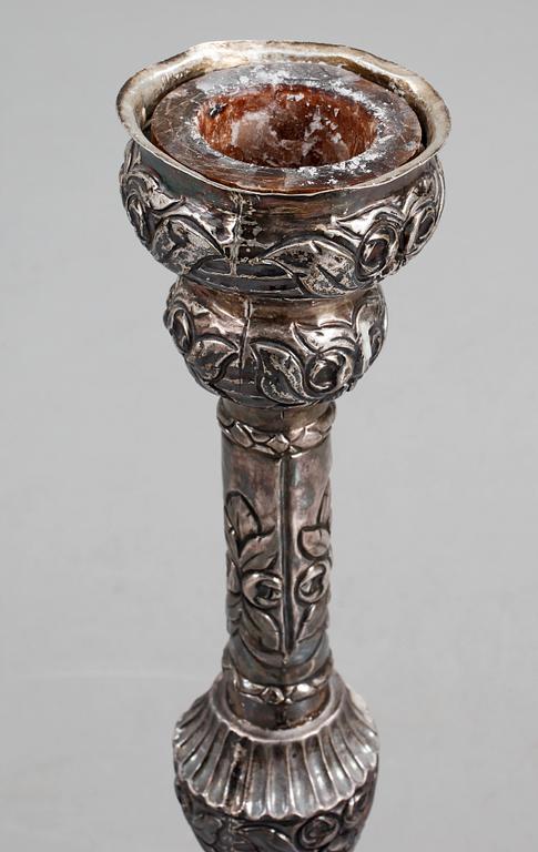ALTARLJUSSTAKE, silver, barockstil, Tyskland, 1800-tal.