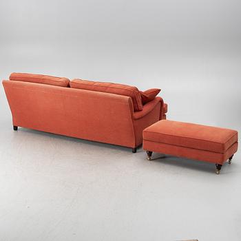 Soffa med fotpall, howardmodell, samtida.