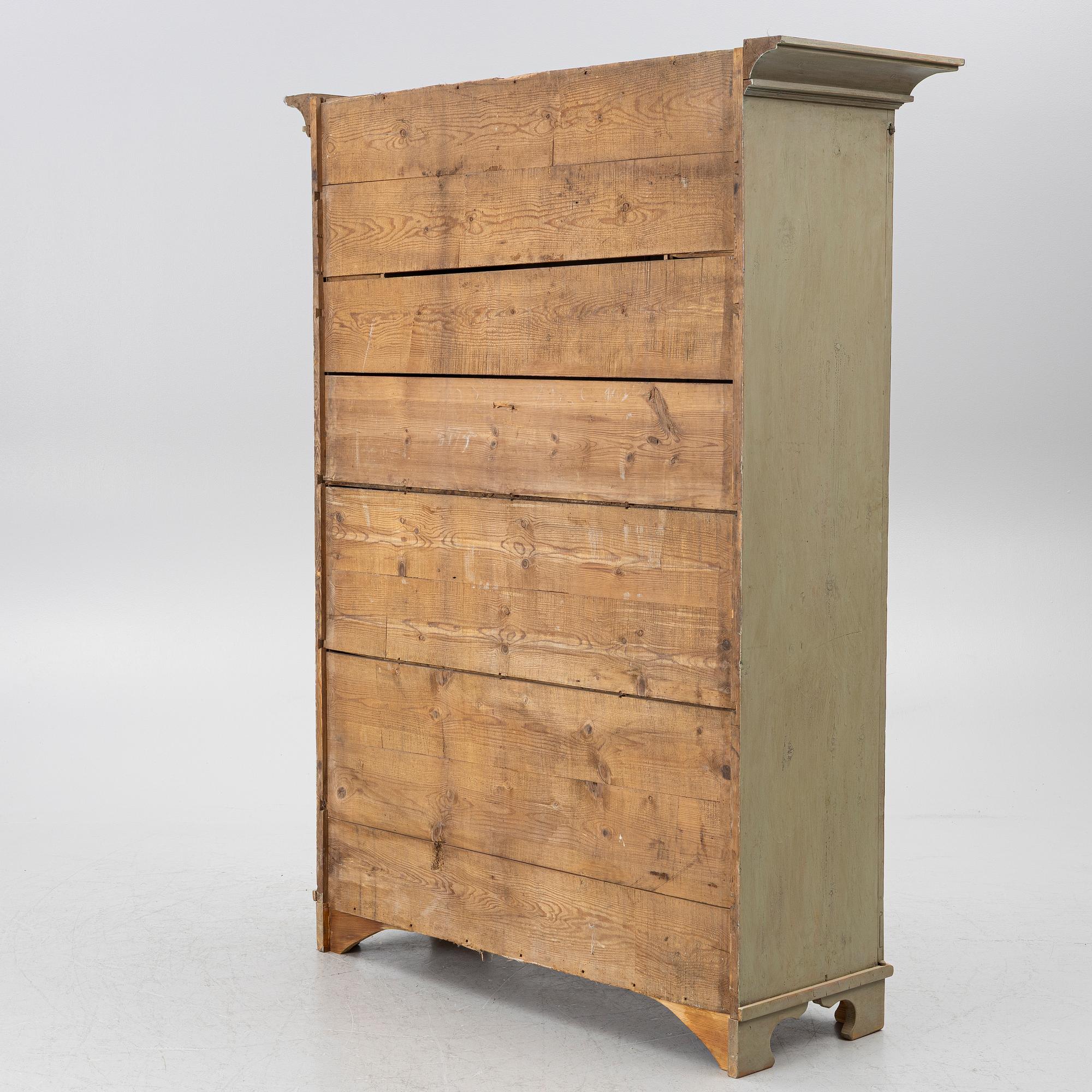 Cabinet, 19th century.