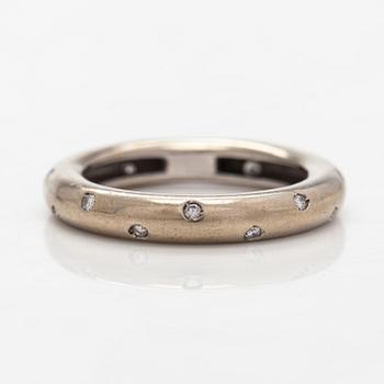 Ring, brilliant cut diamonds, 18K white gold.