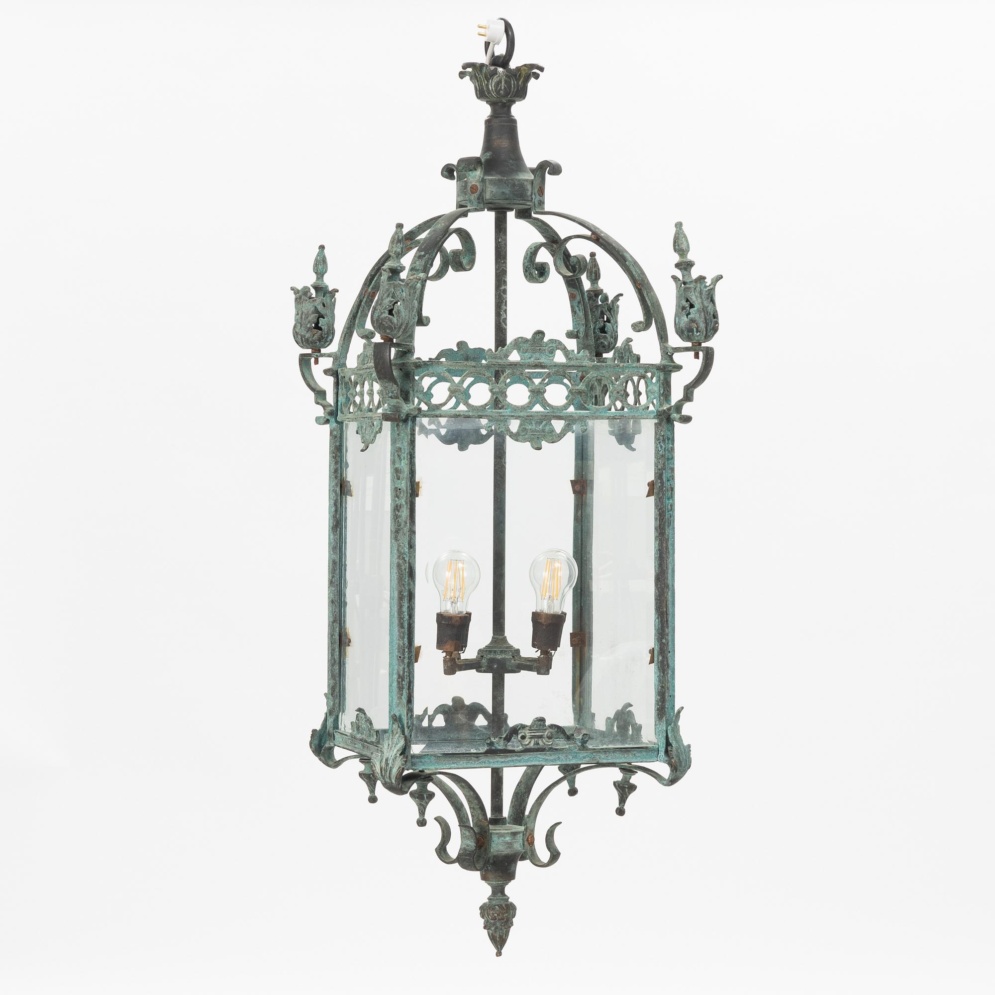 A 20th century ceiling lantern.