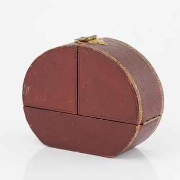 Armring, 9K guld med små diamanter och rubiner, sent 1800-tal/tidigt 1900-tal.