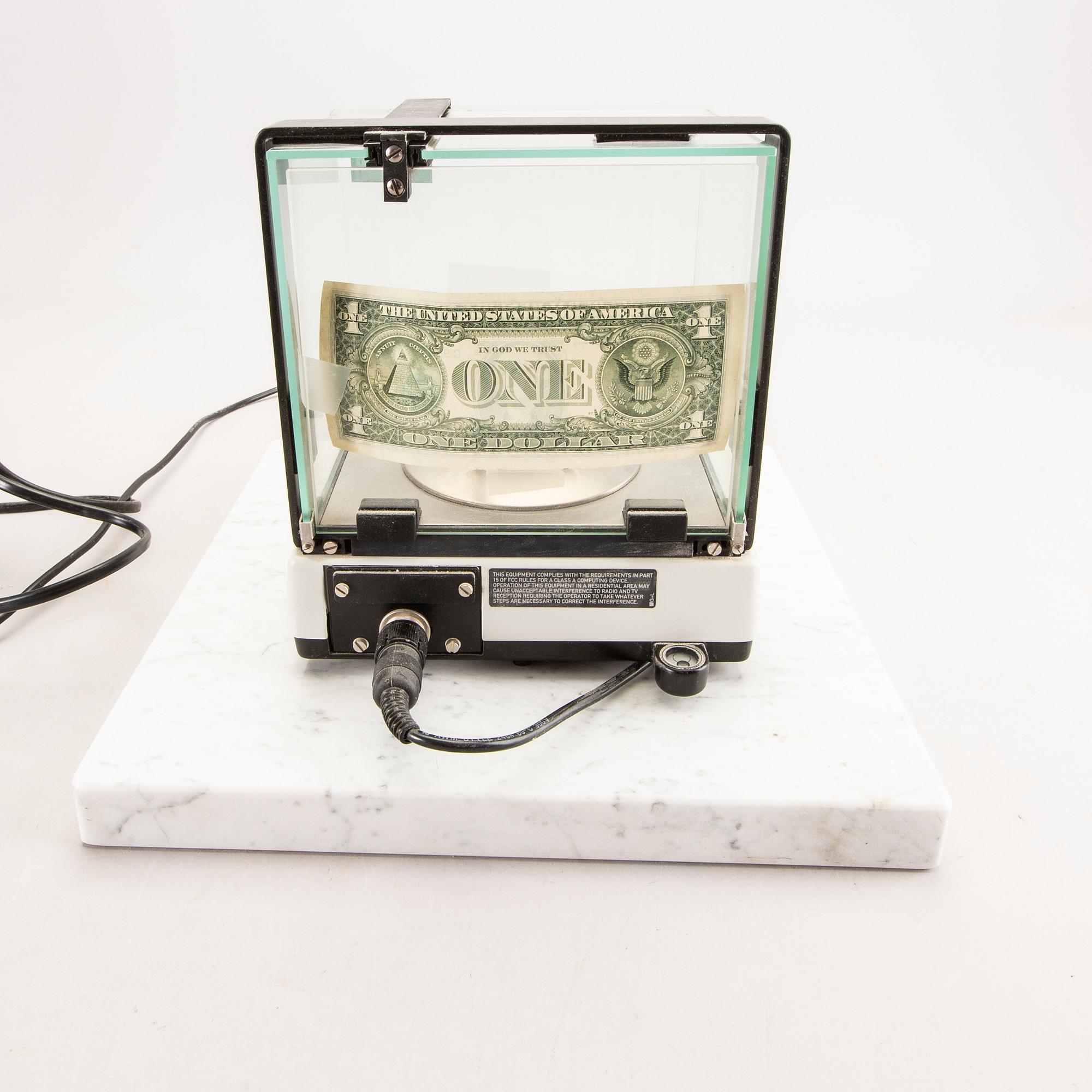 A Sartorius diamond scale later part of the 20th century.