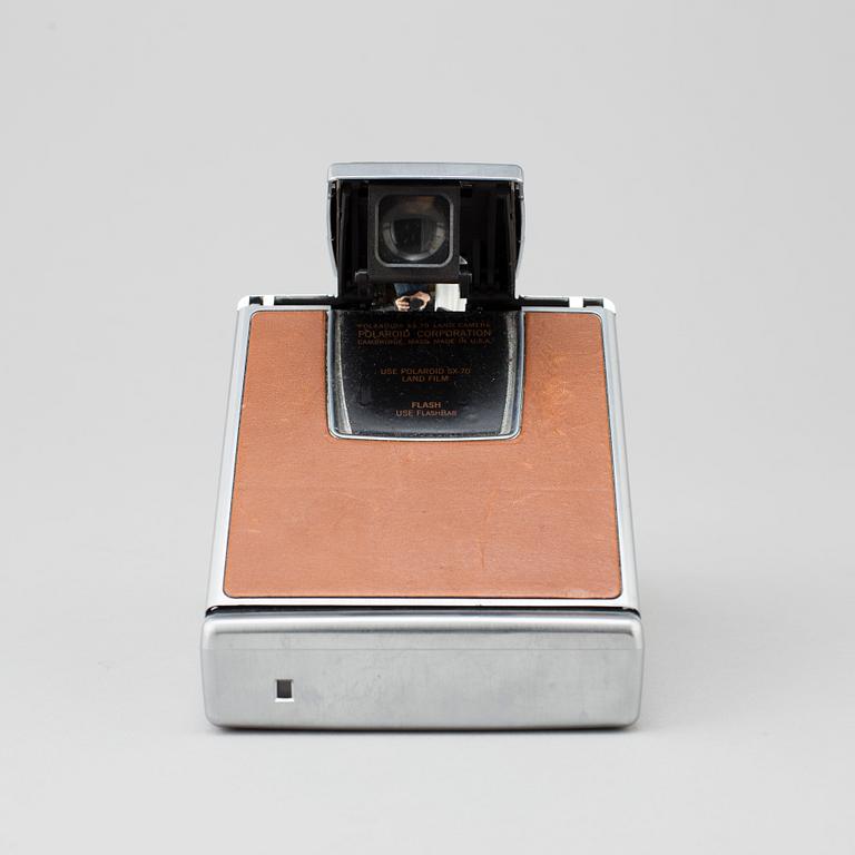 HENRY DREYFUSS, Polaroidkamera, "SX-70 Land Camera", Polaroid, 1972.